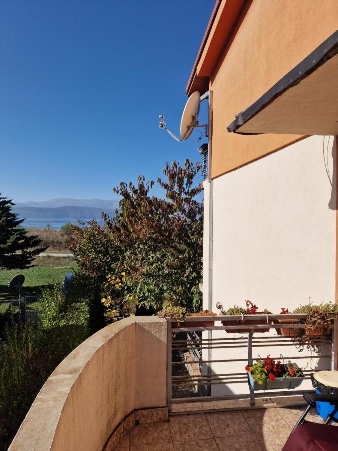 Villa Altiparmak Resen エクステリア 写真